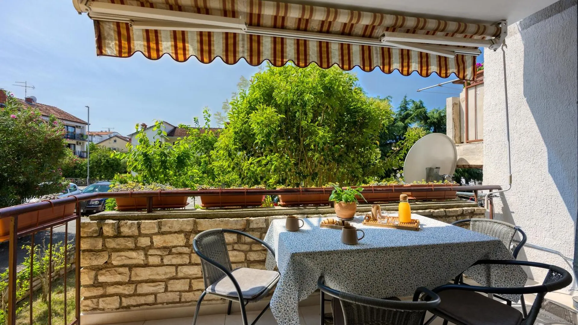 Lipa Korta - Family Apartment In Porec, 850 M To The Sea 克罗地亚